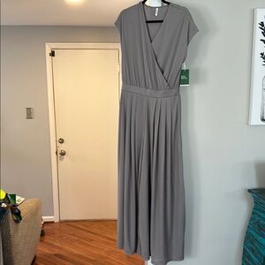 HALARA-Gray/Taupe Sleeveless Jumpsuit